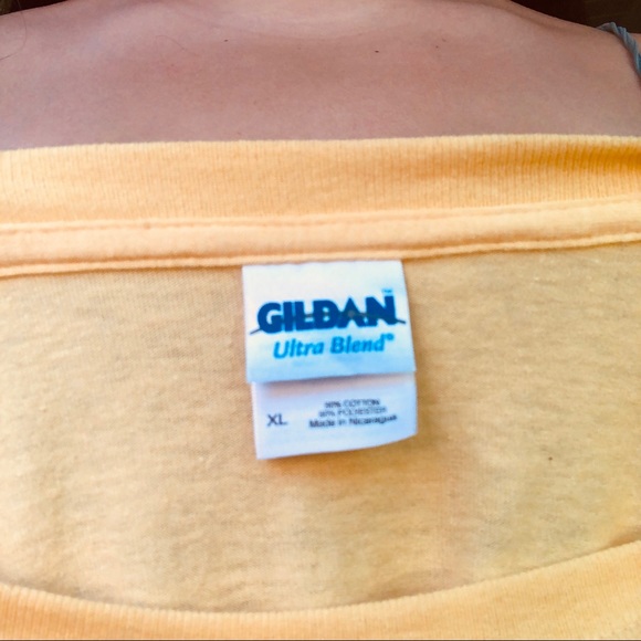 💡Yellow Tee💡 - Picture 5 of 6